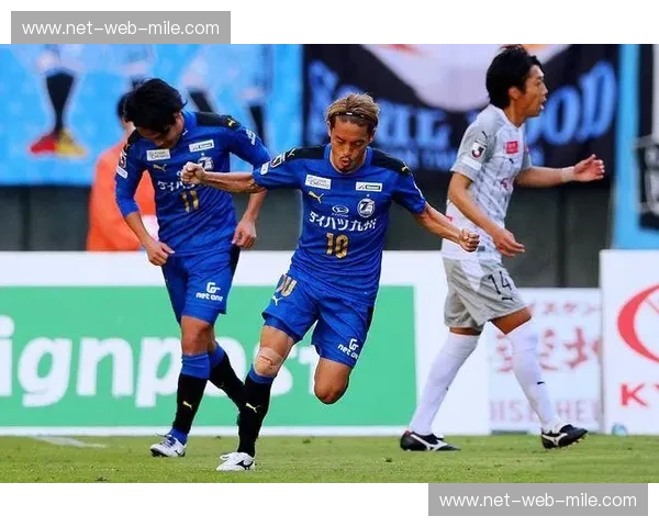 赞岐vs大分三神:一场关乎荣耀与梦想的绿茵对决